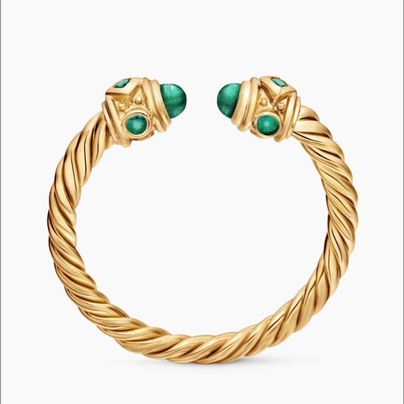 David Yurman RENAISSANCE® RING
18K Yellow Gold with Emeralds, 2.3mm - Picture 2 of 7